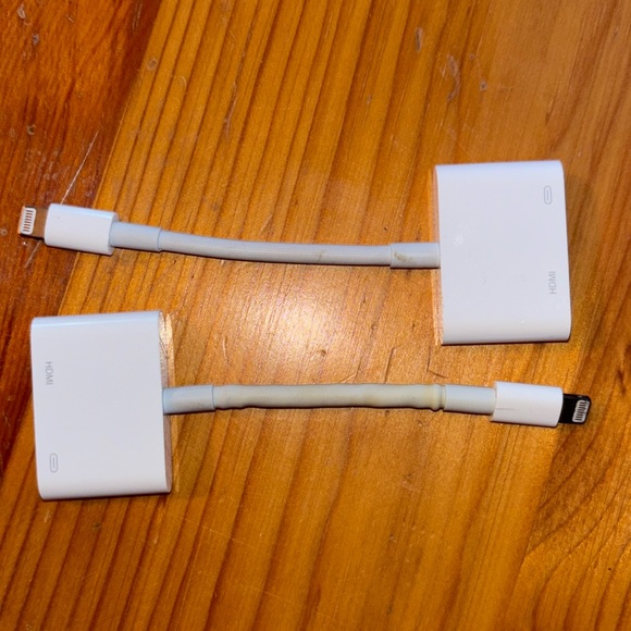 Apple Lightning Digital AV Adapter - Lightning to HDMI - Picture 3 of 7